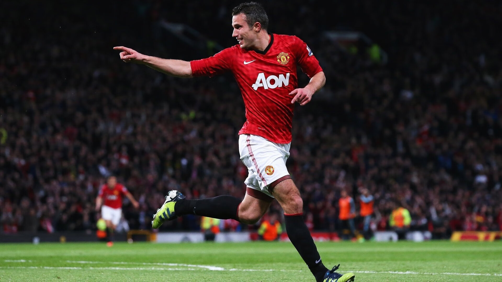 “马科斯·莫奇的防守天赋与战术执行力,成就阿根廷美洲狮队的防线基础”